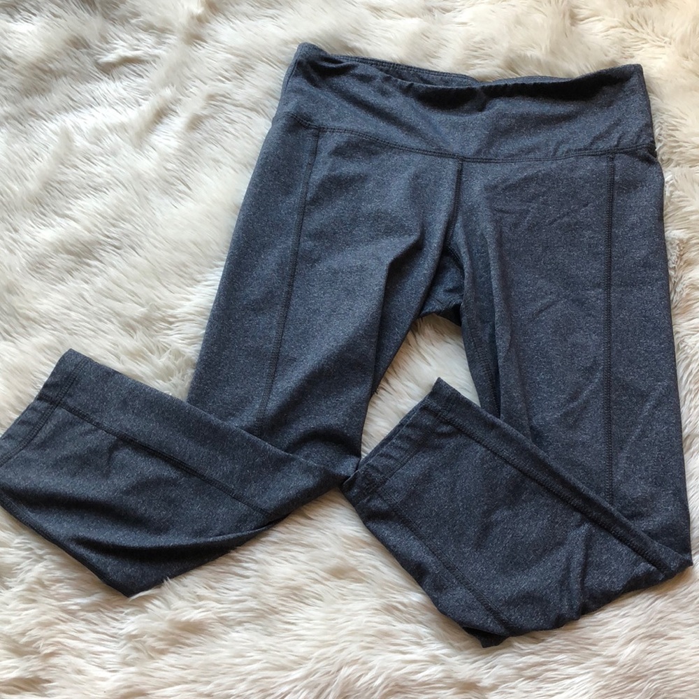 Old navy crop workout pants